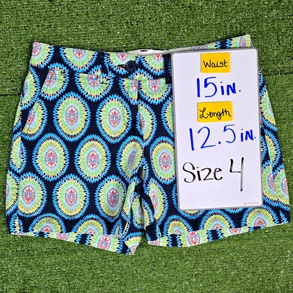 CROWN & IVY | 98% COTTON BLEND PREPPY PEACOCK FLORAL SHORTS - Picture 13 of 13